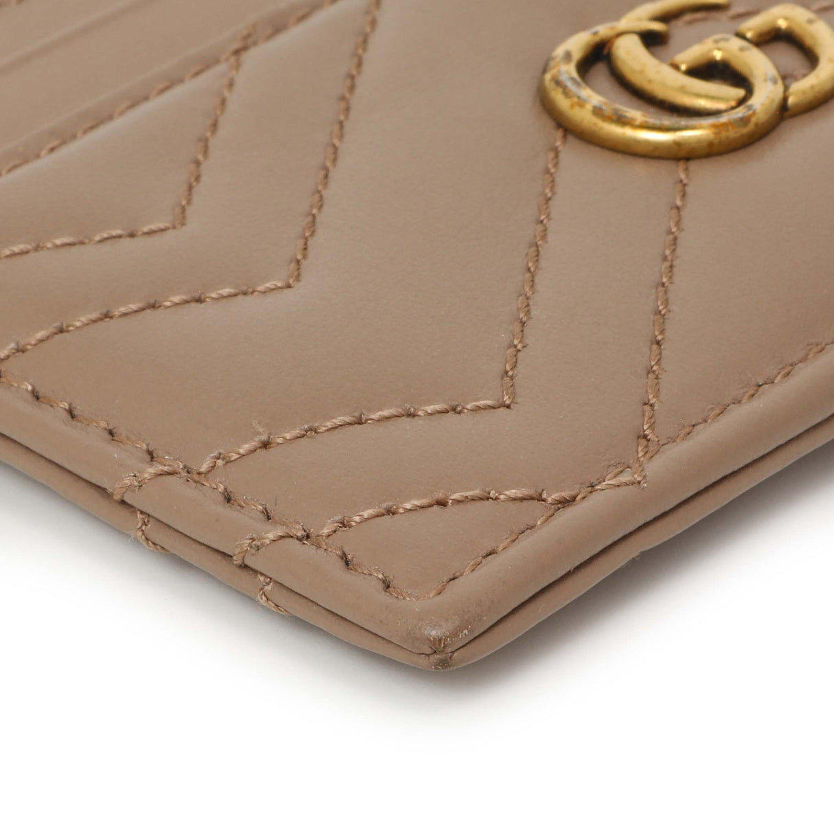 Gucci Porcelain Rose Calfskin Matelasse GG Marmont Card Holder Accessories Gucci