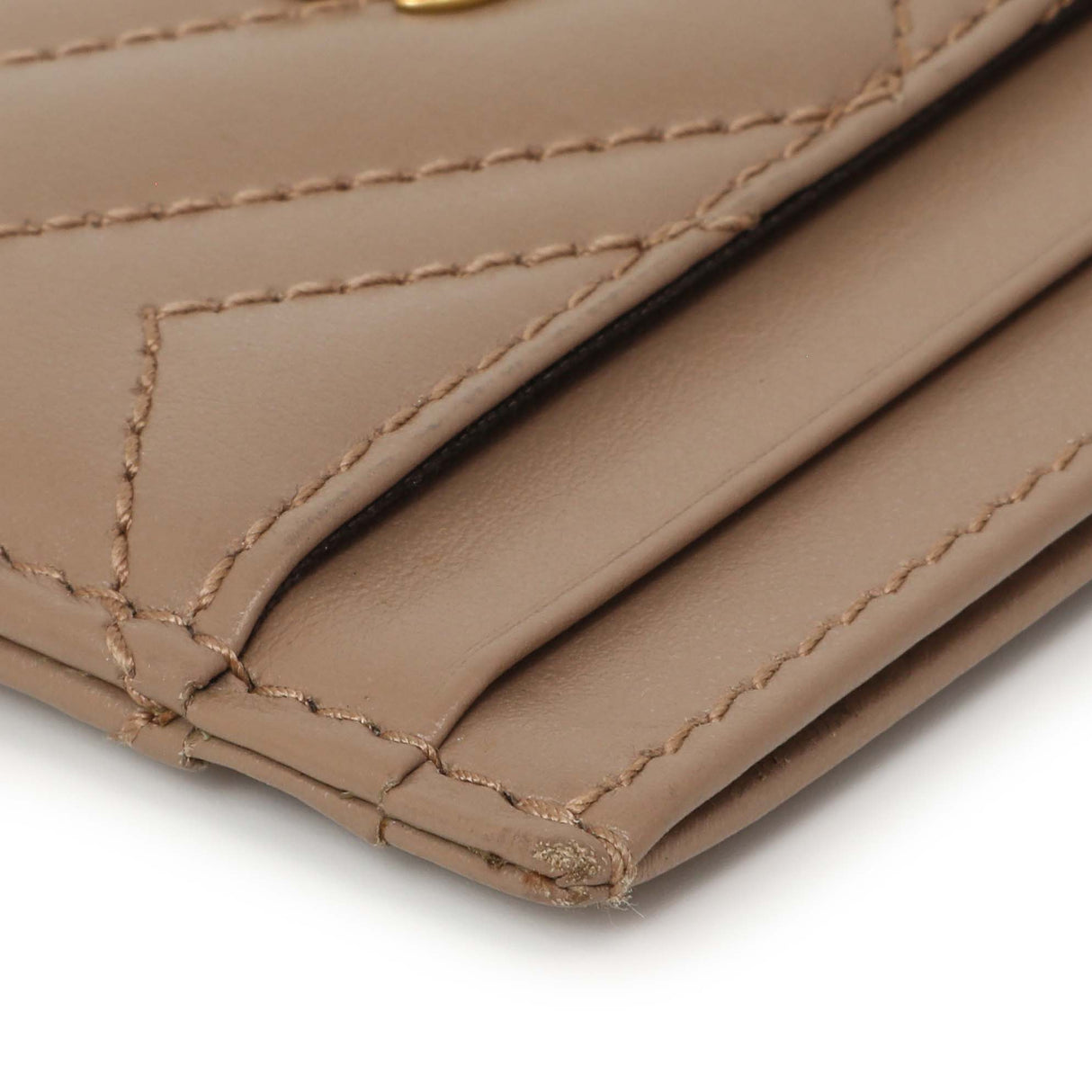 Gucci Porcelain Rose Calfskin Matelasse GG Marmont Card Holder Accessories Gucci