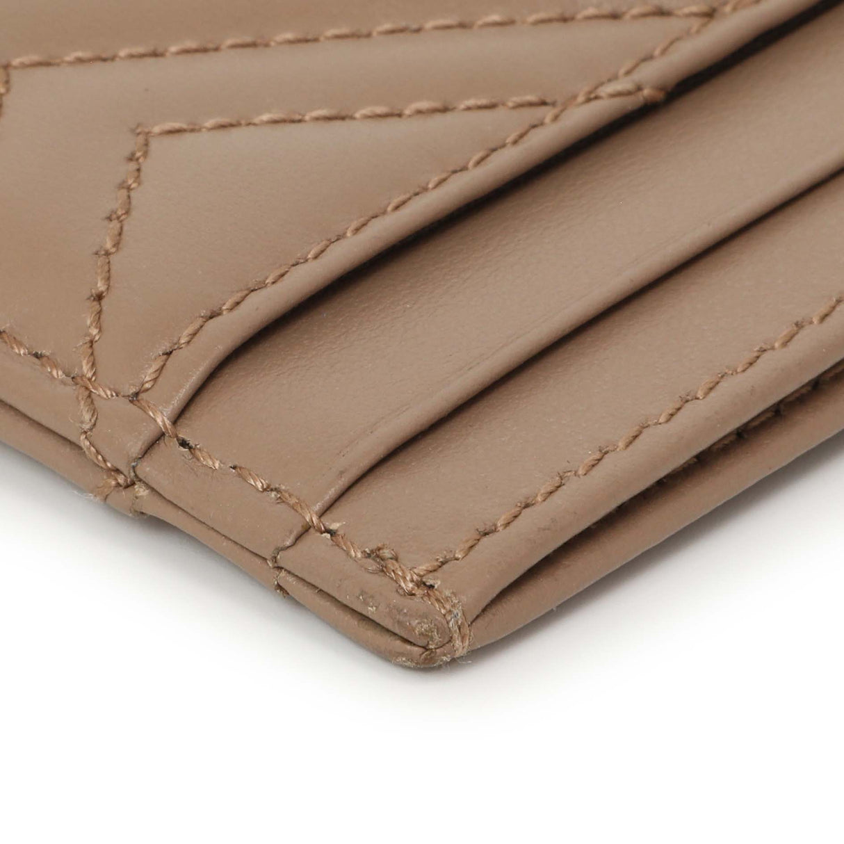 Gucci Porcelain Rose Calfskin Matelasse GG Marmont Card Holder Accessories Gucci