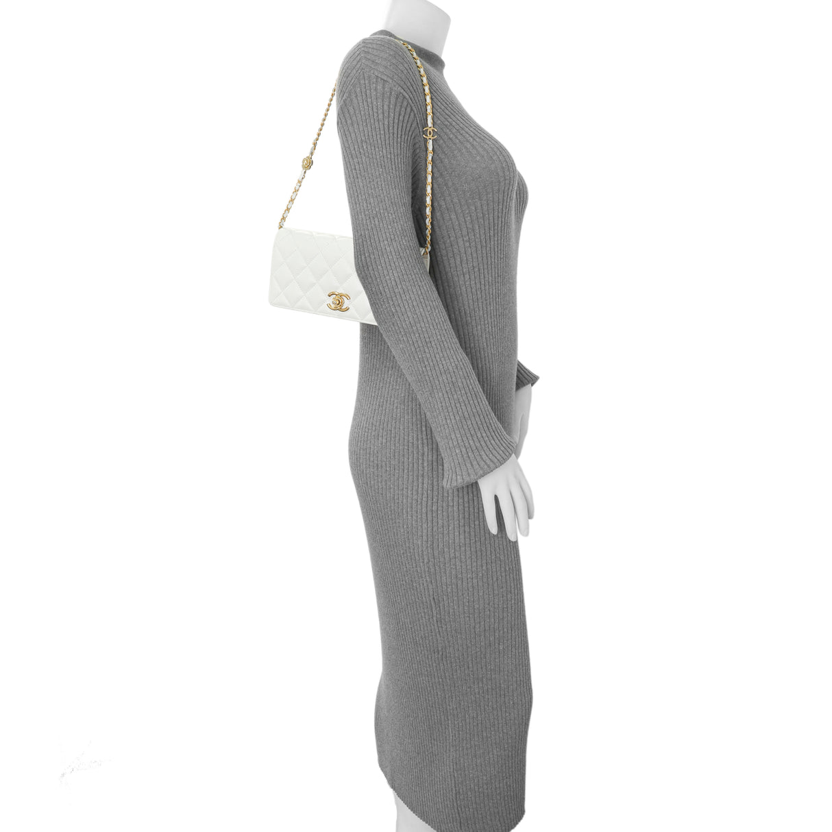 Chanel White Quilted Caviar Camellia Chain Flap Handbags Chanel