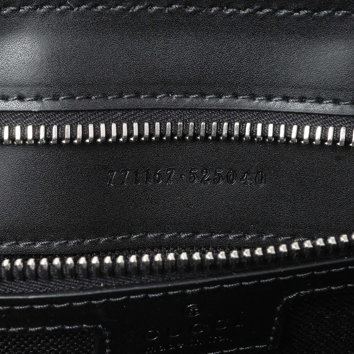 Gucci Black GG Supreme Monogram Medium Crossbody Messenger