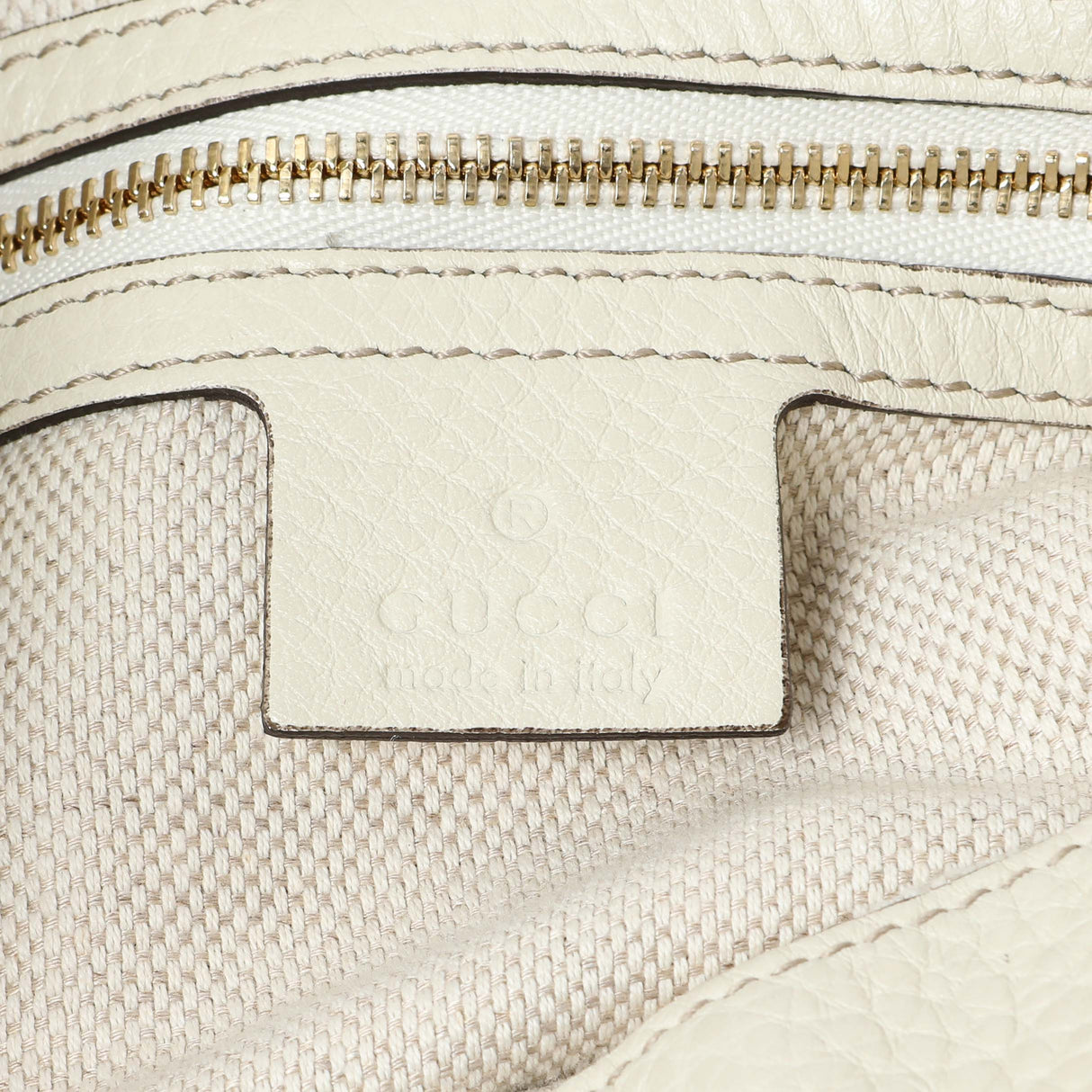 6 items ⬆️Gucci White Pebbled Calfskin Medium Soho Chain Shoulder Bag Handbags Gucci