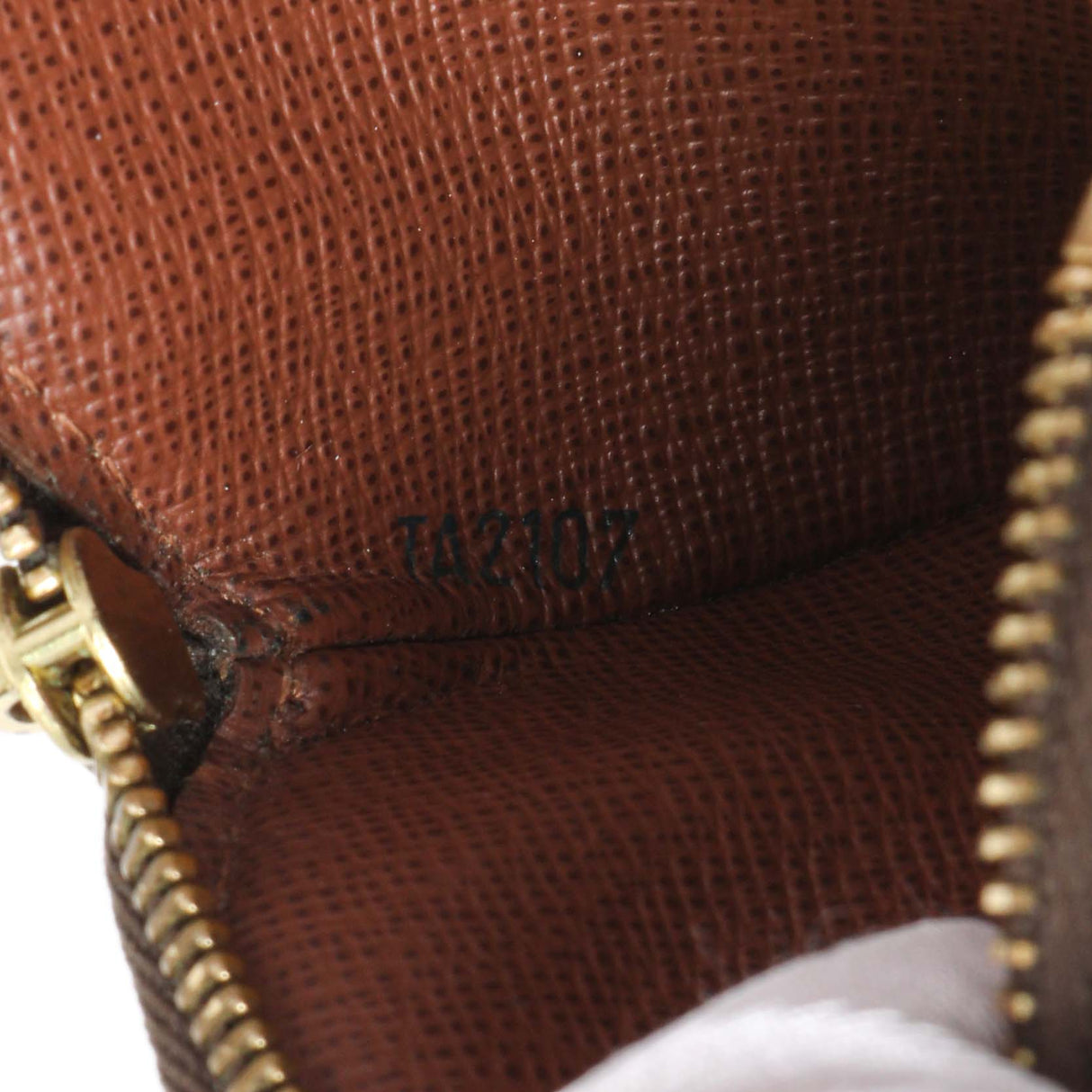 Louis Vuitton Monogram Round Coin Purse Accessories Louis Vuitton