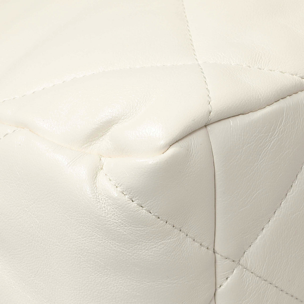Chanel White Quilted Lambskin Large 19 Flap Handbags Chanel