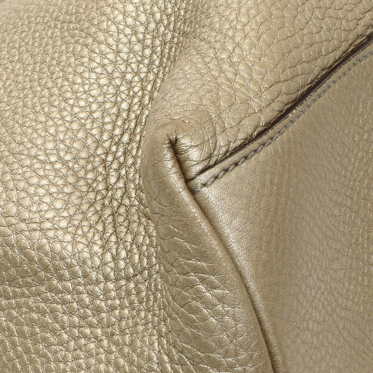 Gucci Gold Pebbled Calfskin Medium Soho Chain Shoulder Bag Handbags Gucci