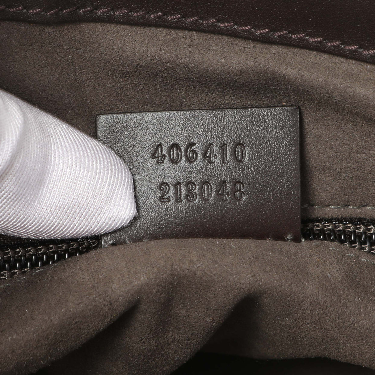 Gucci GG Supreme Monogram Flat Messenger Handbags Gucci