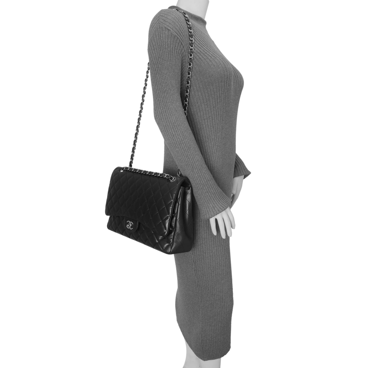 Chanel Black Quilted Lambskin Maxi Single Flap Handbags Chanel