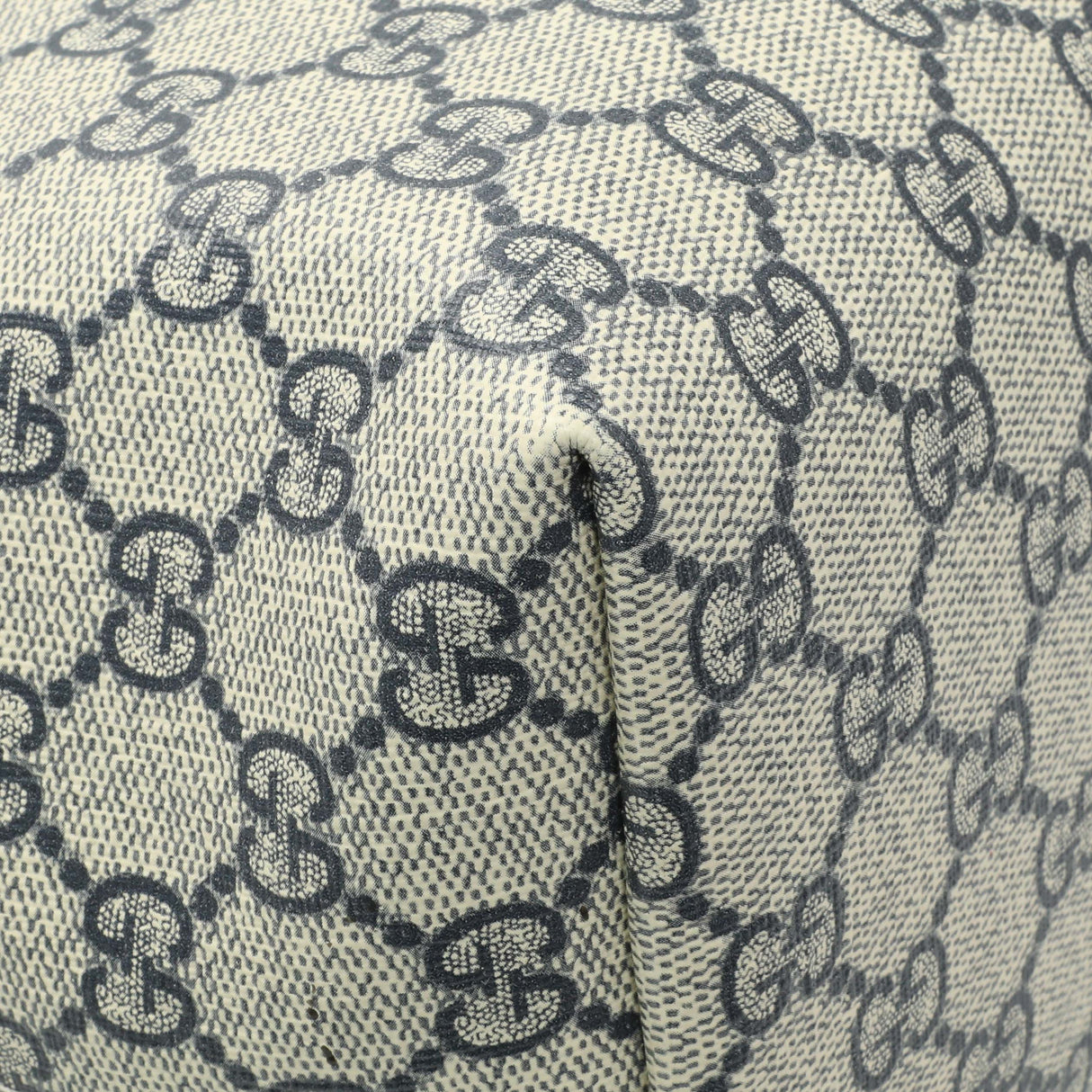 Gucci Supreme Monogram Medium Ophidia Shopping Tote