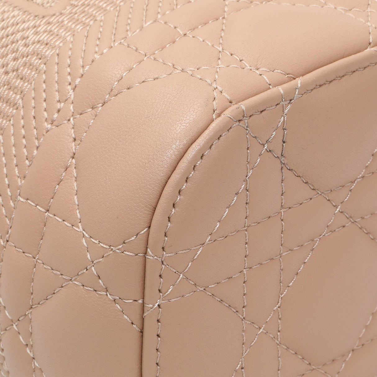 Christian Dior Pink Lambskin Cannage Small Diortravel Vanity Case Cloud Handbags Christian Dior