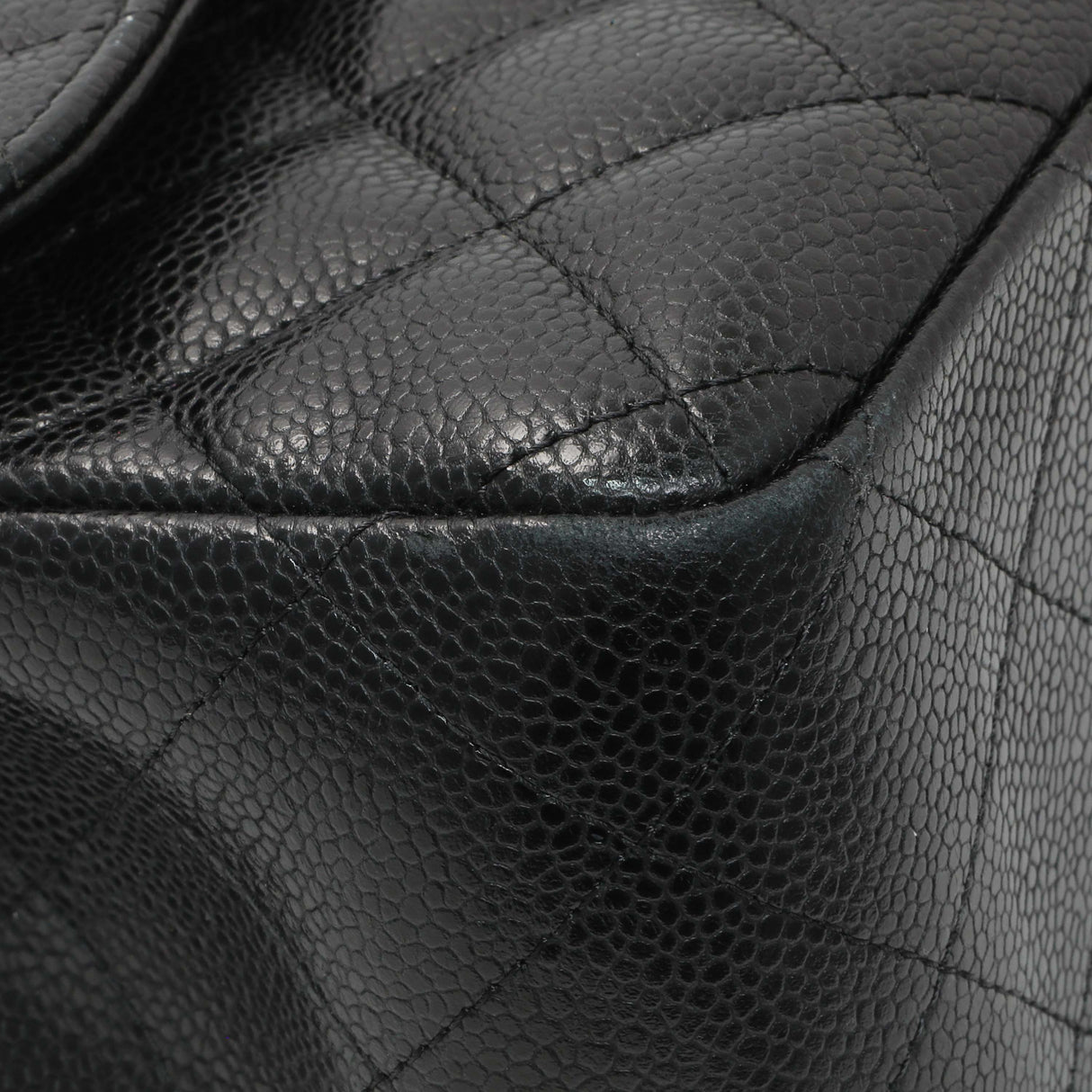 Chanel Black Quilted Caviar Jumbo Double Flap