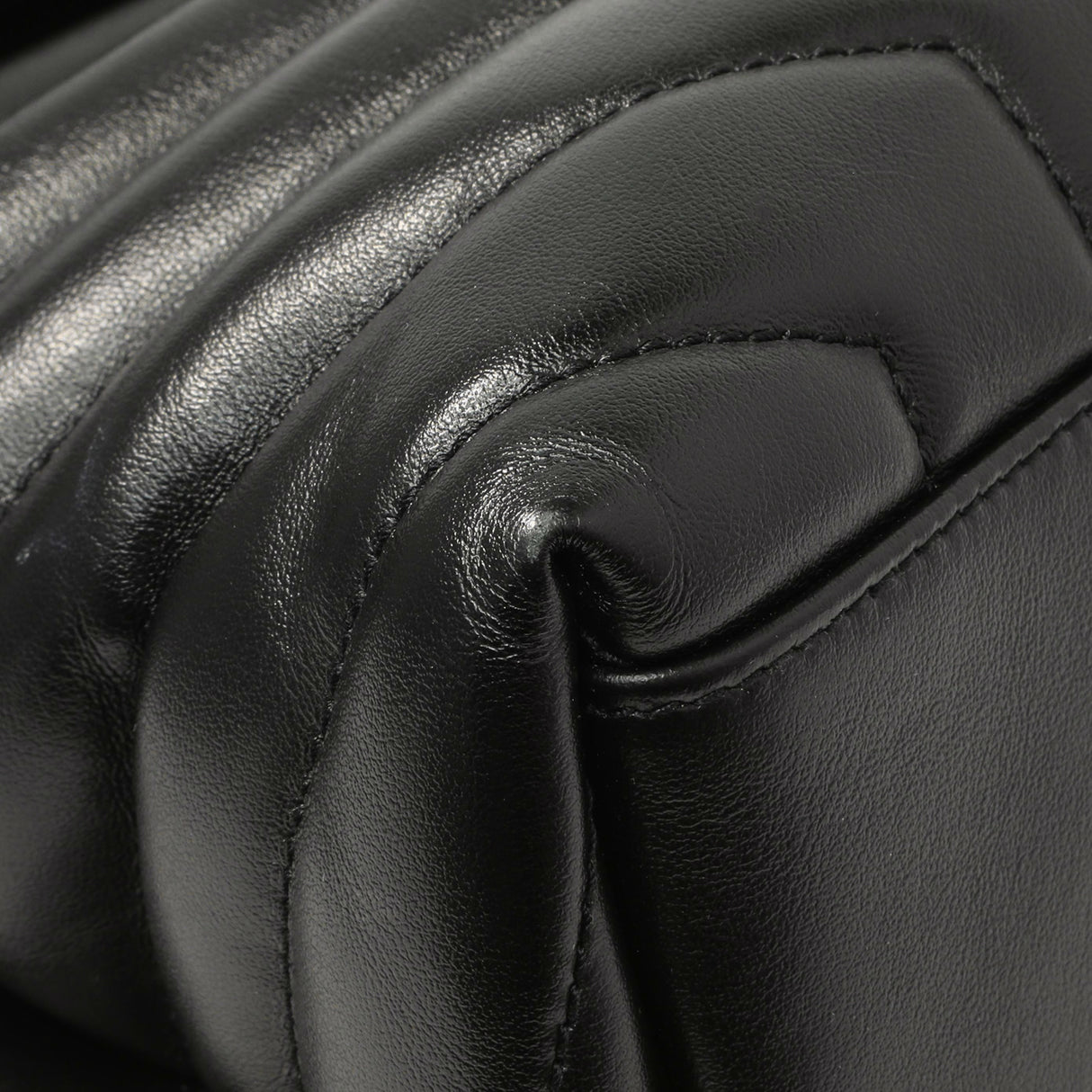 Saint Laurent Black Calfskin Y Quilted Monogram Medium Loulou Chain Satchel Handbags Saint Laurent