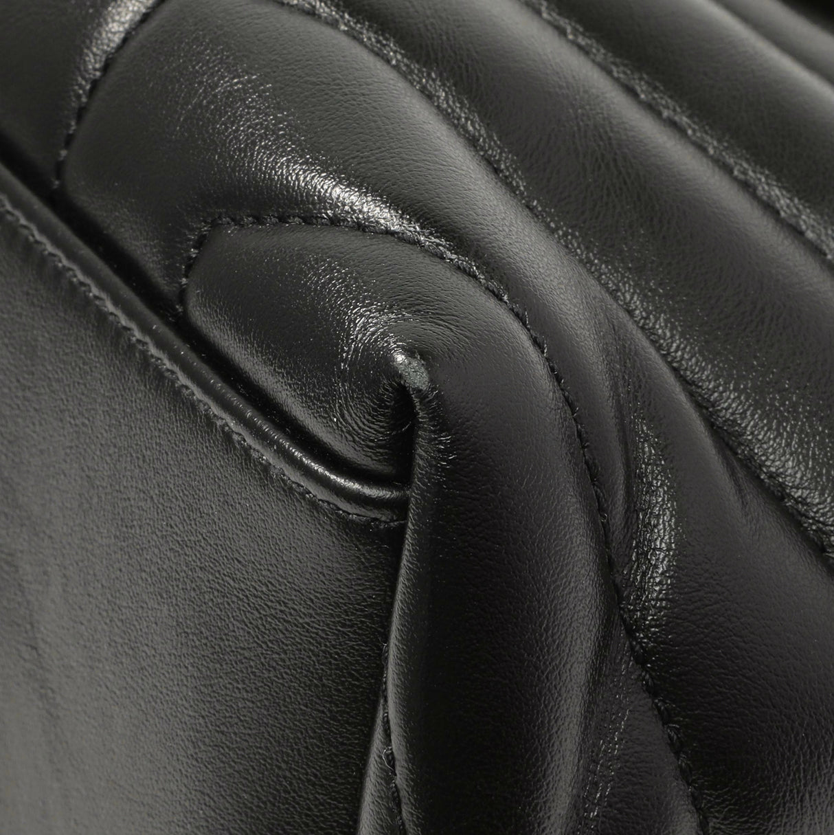 Saint Laurent Black Calfskin Y Quilted Monogram Medium Loulou Chain Satchel Handbags Saint Laurent