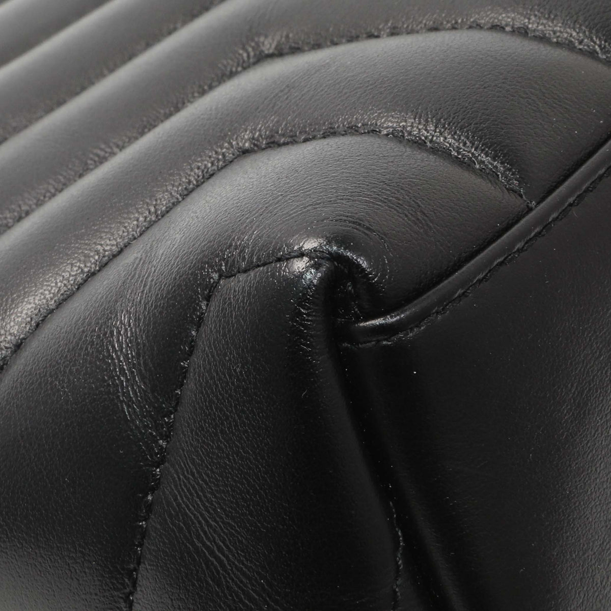 Saint Laurent Black Calfskin Y Quilted Monogram Small Loulou Chain Satchel