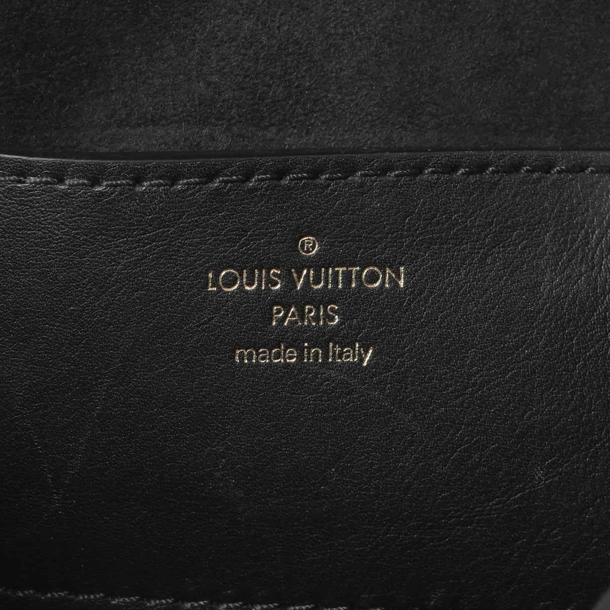 Louis Vuttion Black Calfskin New Wave Multi Pochette Handbags Louis Vuitton