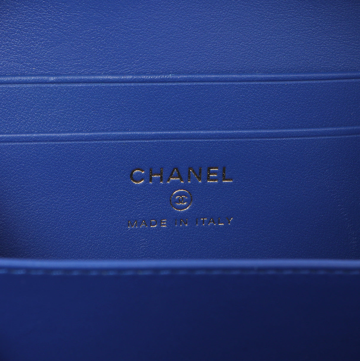 Chanel Blue White Red Caviar Quilted Micro CC Filigree Vanity Case Handbags Chanel