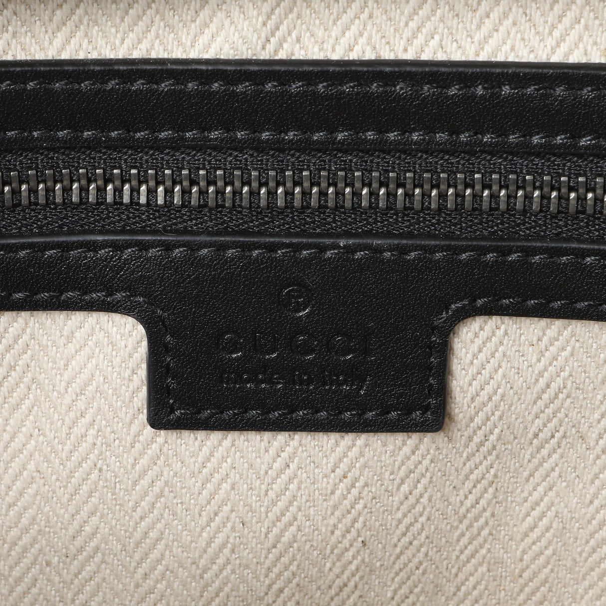 Gucci GG Supreme Monogram Calfskin Emblem Small Crossbody Handbags Gucci