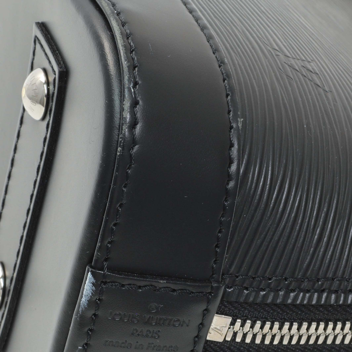 Louis Vuitton Black Epi Alma BB Modaselle