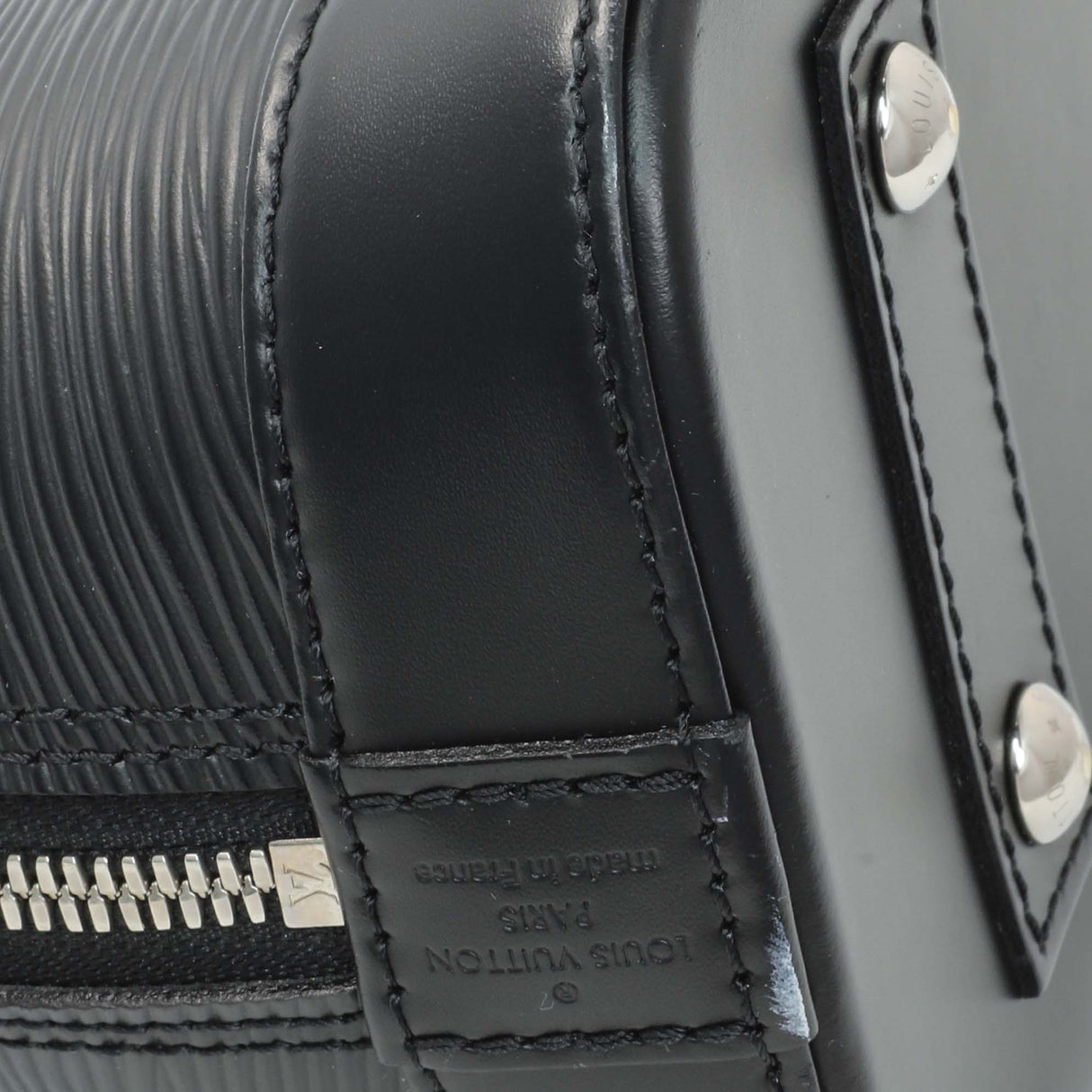 Louis Vuitton Black Epi Alma BB Modaselle