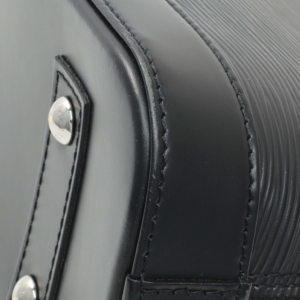 Louis Vuitton Black Epi Alma BB Modaselle