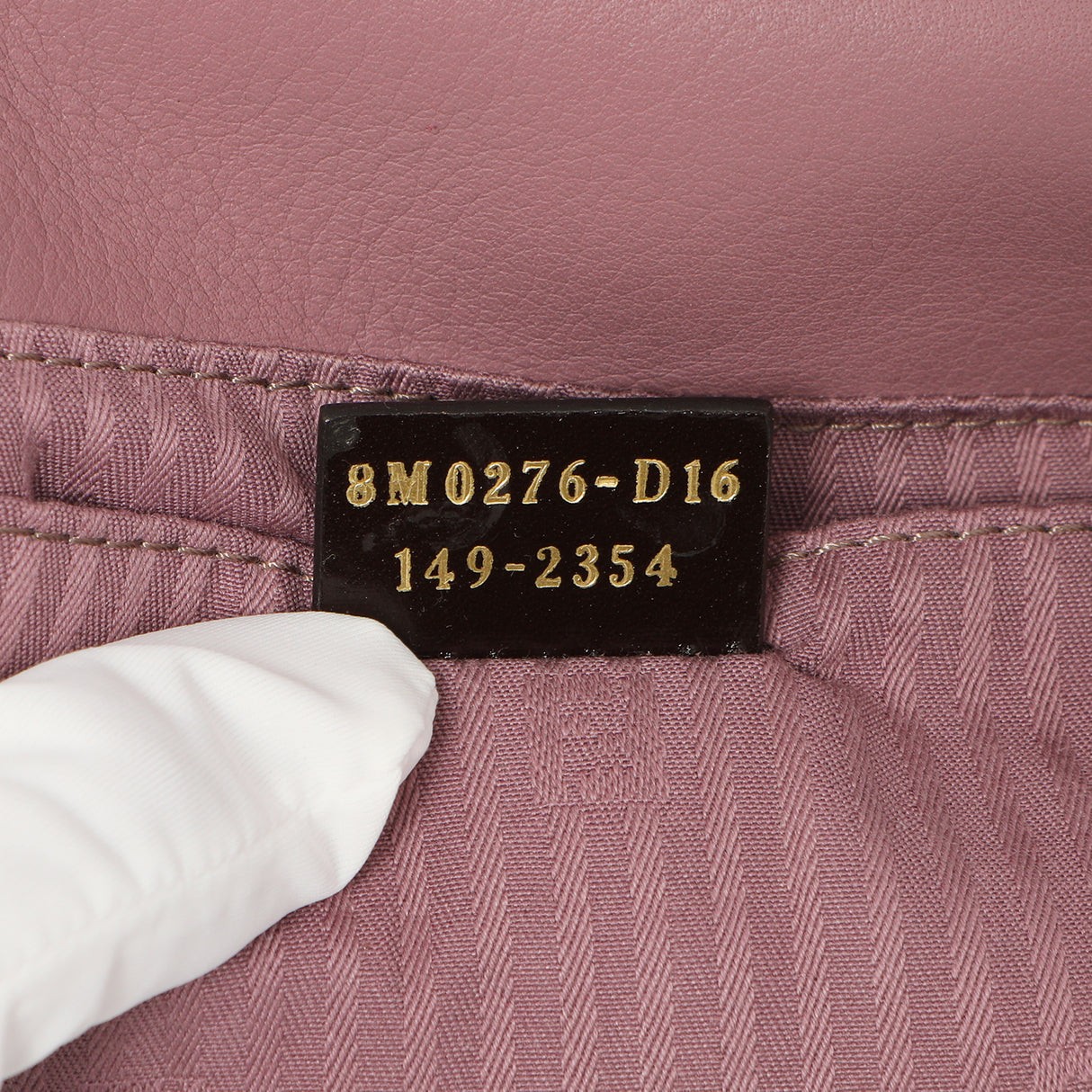 Fendi Vitello Flamingo Fendista Pouchette Crossbody Handbags Fendi