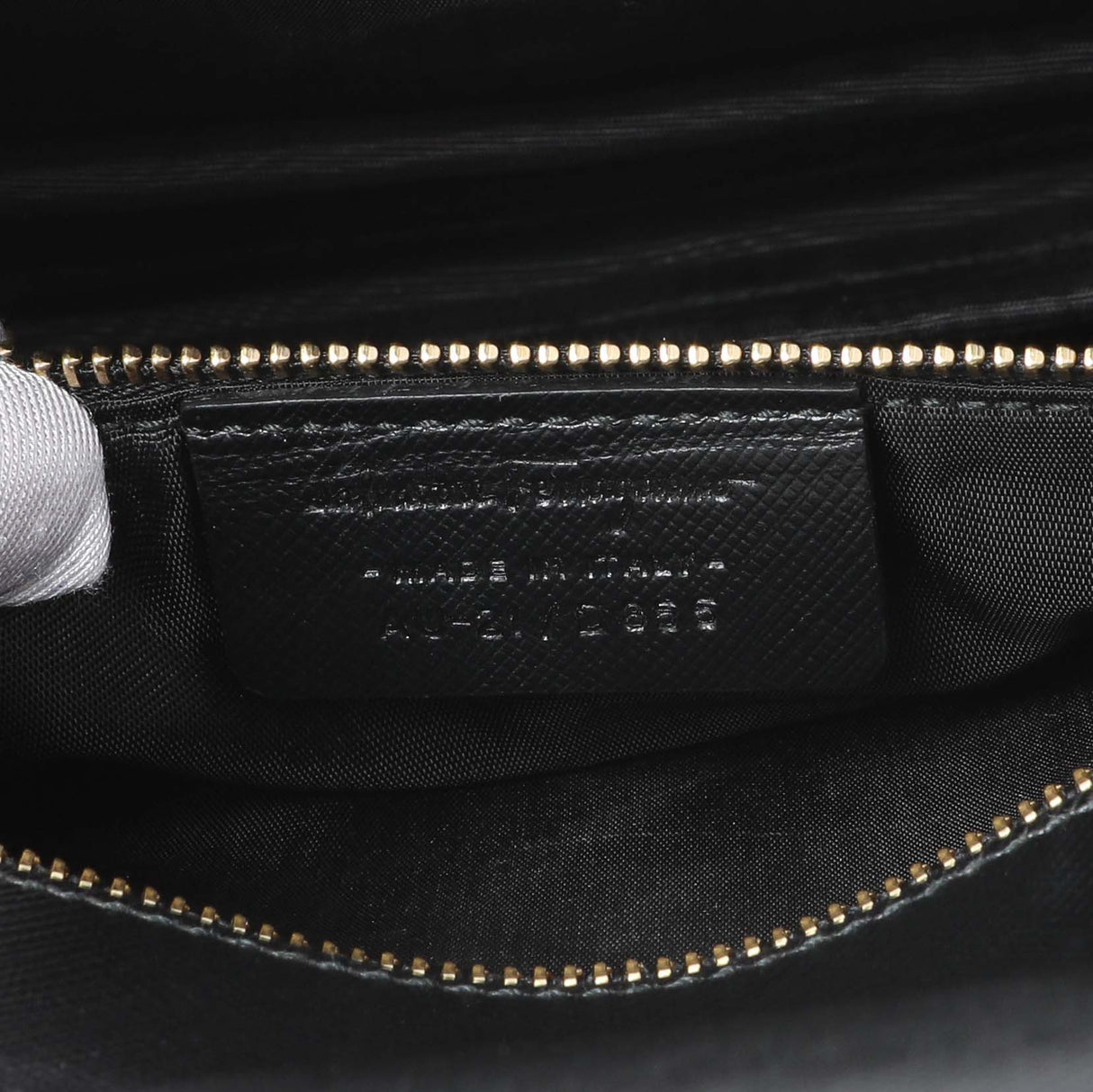 Salvatore Ferragamo Black Calfskin Vara Bow Chain Flap Crossbody Handbags Salvatore Ferragamo