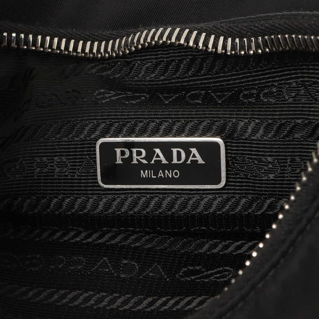 Prada Black Nylon Re-Edition 2005 Shoulder Bag Handbags Prada