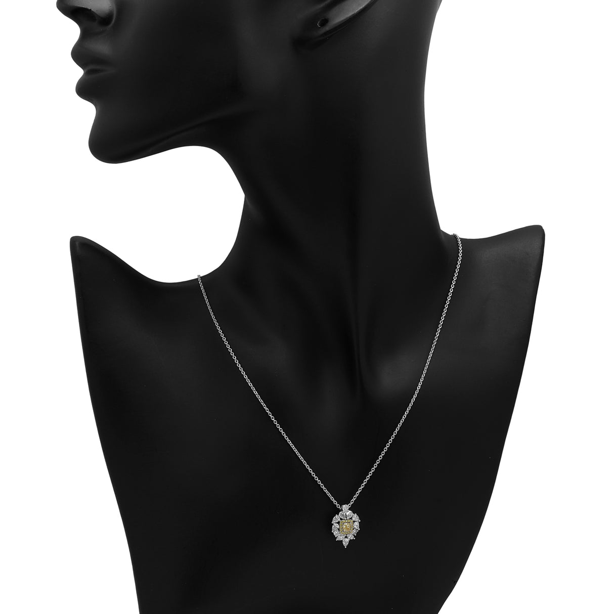 18K White Gold 0.26 Carat Fancy Light Yellow Diamond Pendant Fine Jewellery Modaselle