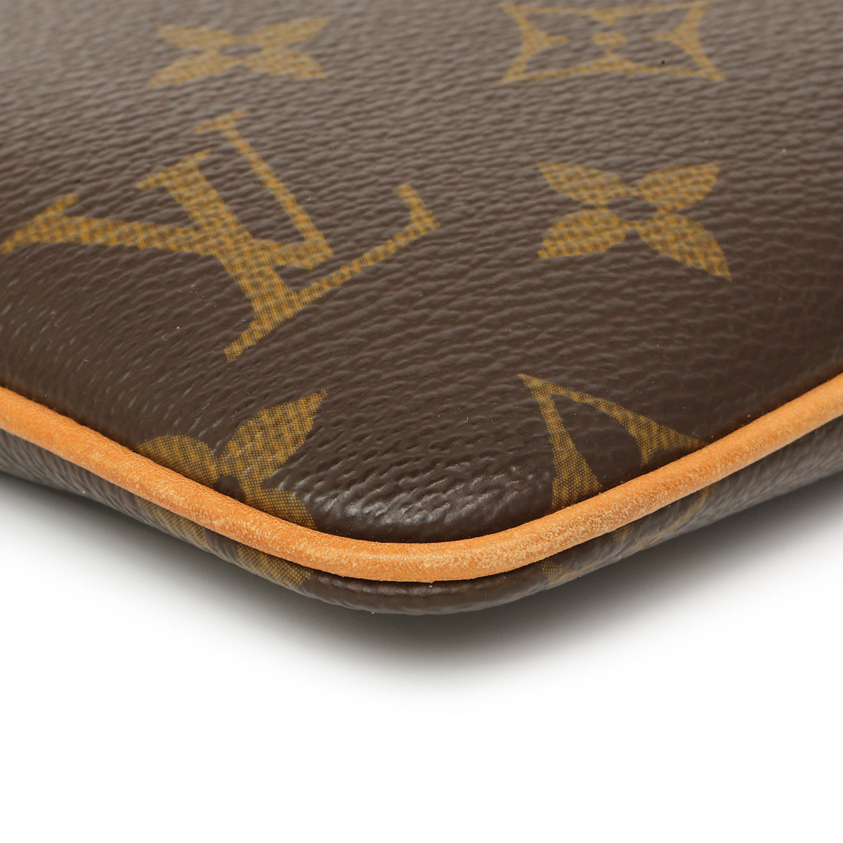 Louis Vuitton Monogram Pochette Milla MM Handbags Louis Vuitton