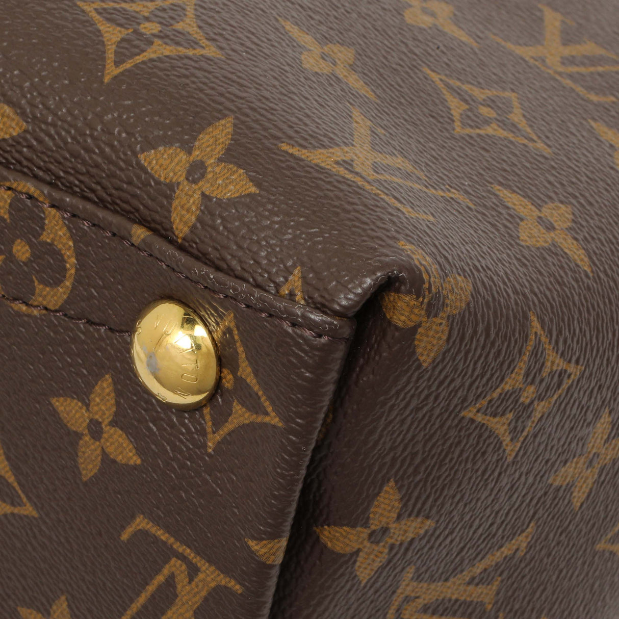 Louis Vuitton Black Monogram V Tote MM Handbags Louis Vuitton