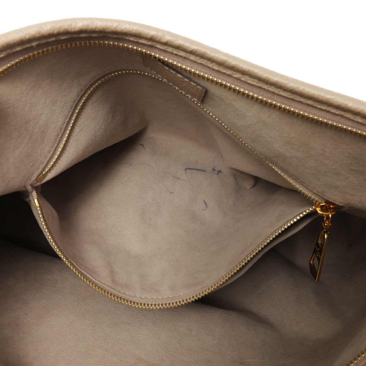 Louis Vuitton Tourterelle Empreinte Monogram Giant Carryall MM Handbags Louis Vuitton