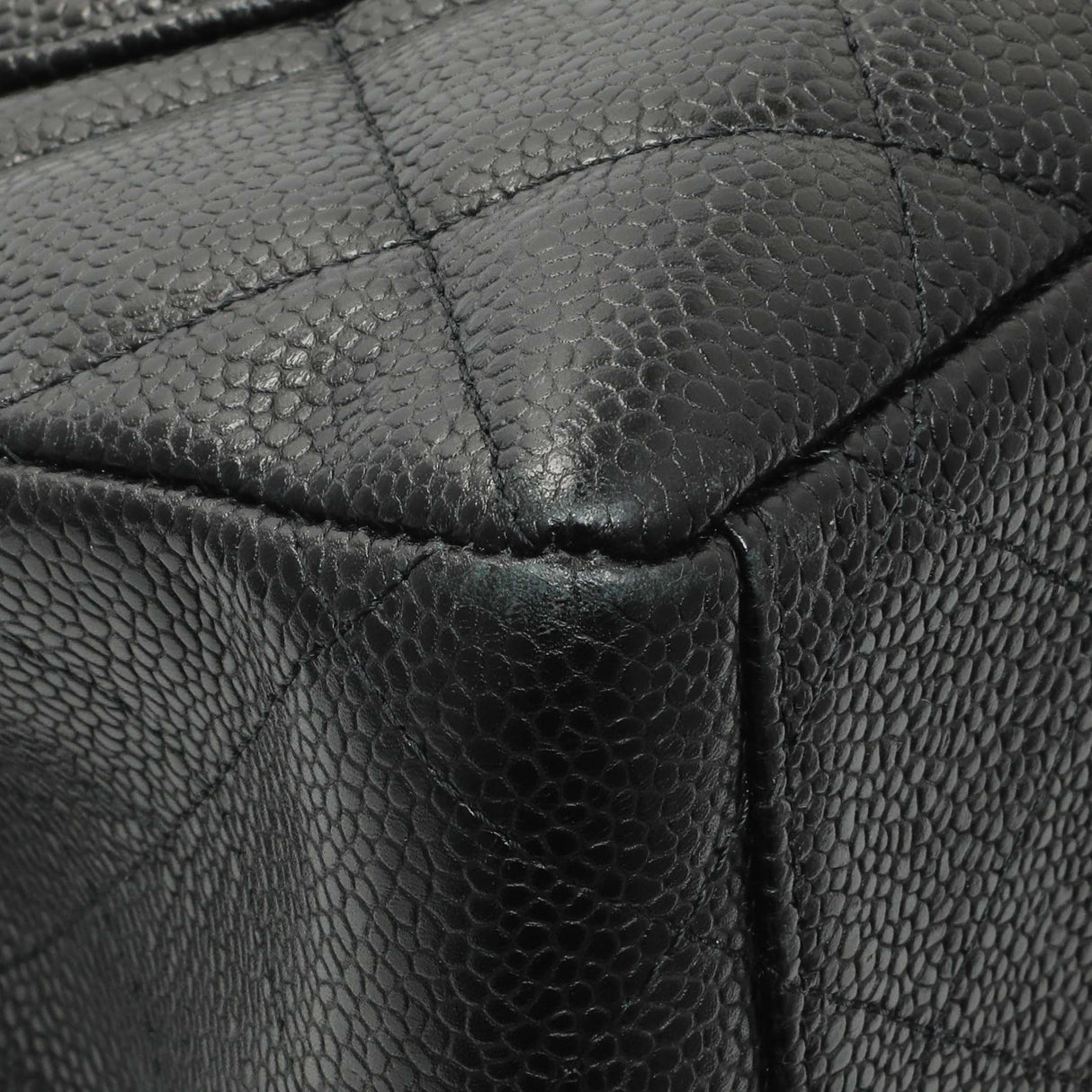 Chanel Black Quilted Caviar Maxi Single Flap Handbags Chanel