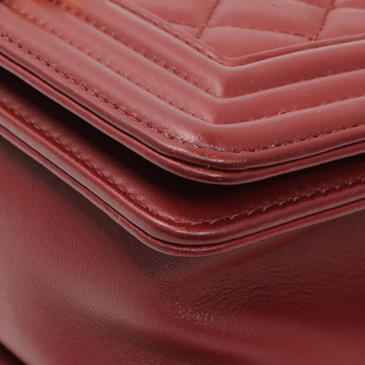 -6 items Fri July 3 ⬆️- Chanel Burgundy Quilted Calfskin Small Boy Flap Handbags Chanel