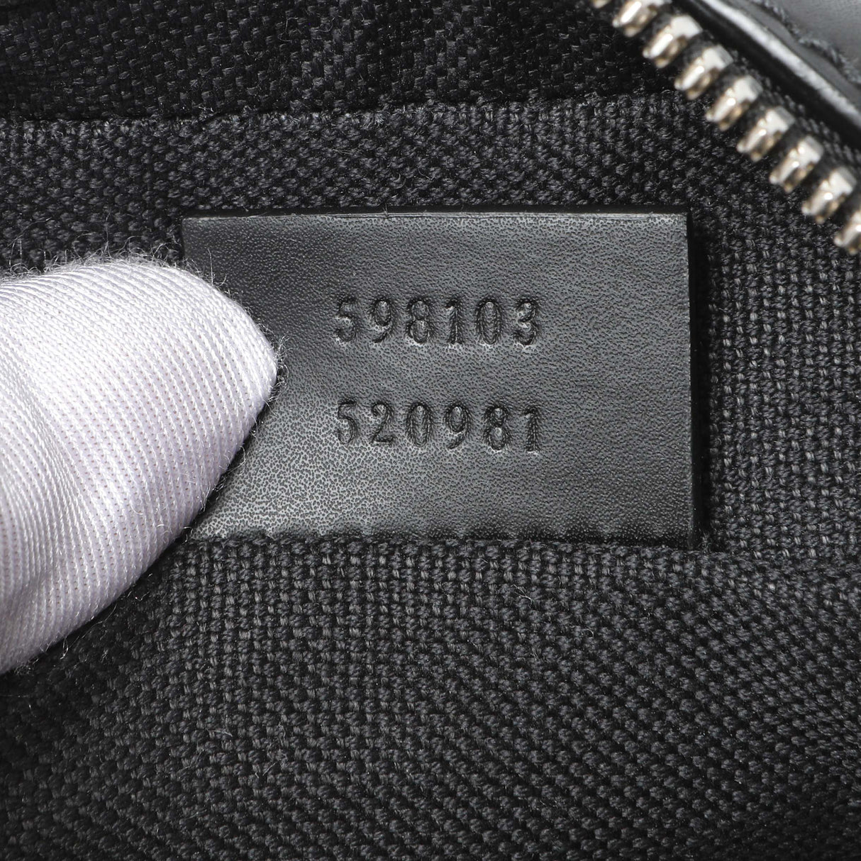 Gucci Black GG Supreme Monogram Mini Messenger Handbags Gucci