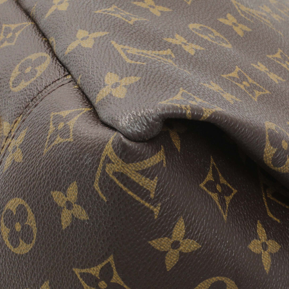 Louis Vuitton Monogram Artsy MM