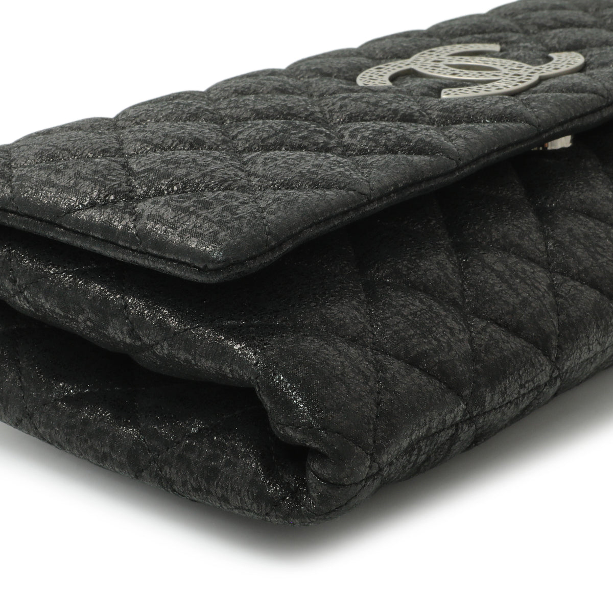 -6 items Fri Oct. 2 ⬆️- Chanel Glitter Fabric Quilted Flap Clutch With Butterfly Chain Black Handbags Chanel