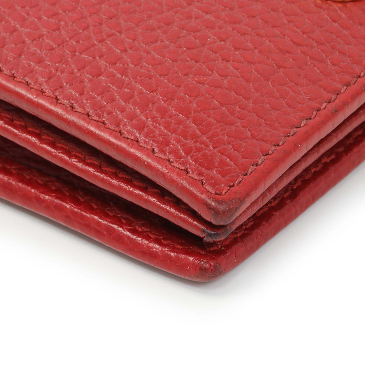 Gucci Red Pebbled Calfskin Marmont Card Wallet Handbags Gucci