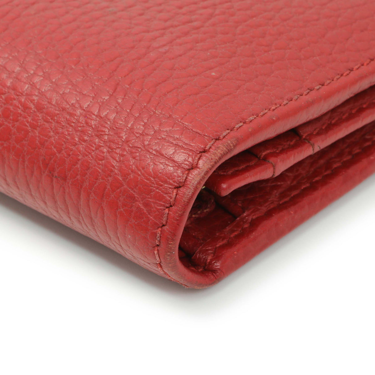 Gucci Red Pebbled Calfskin Marmont Card Wallet Handbags Gucci