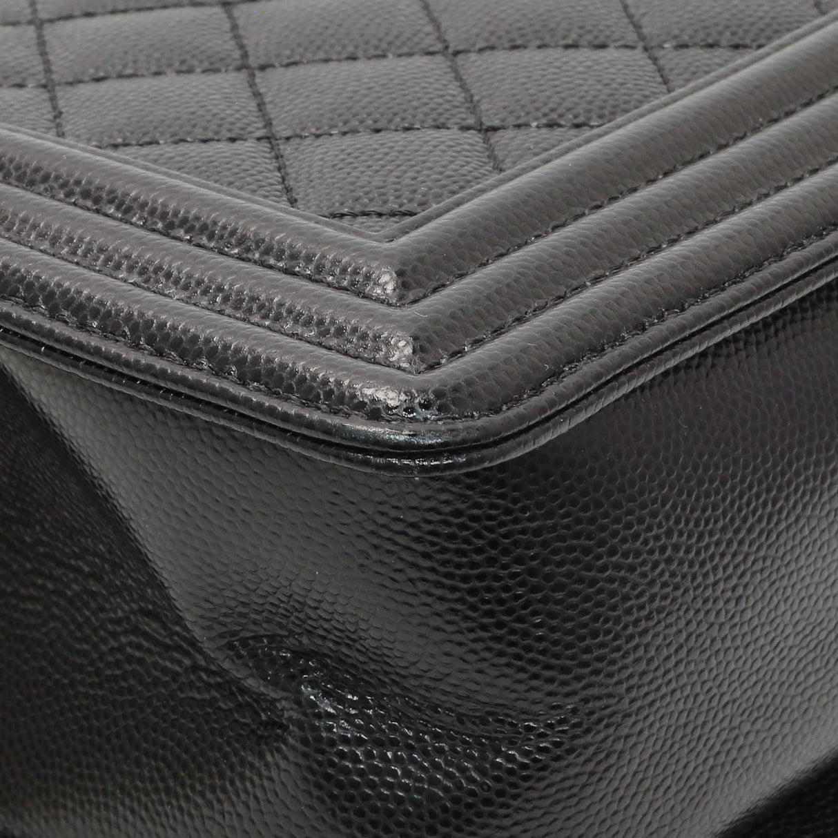 -7 items Thur July 9 ⬆️ - Chanel Black Quilted Caviar Medium Boy Flap Handbags Chanel