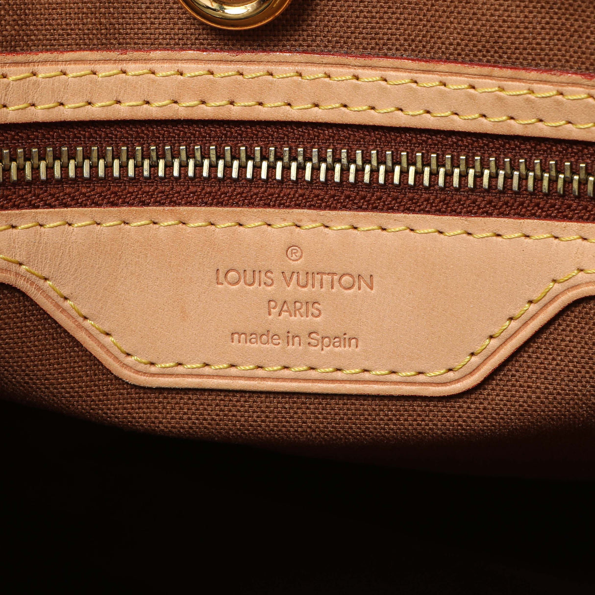Louis Vuitton Monogram Batignolles Vertical Handbags Louis Vuitton