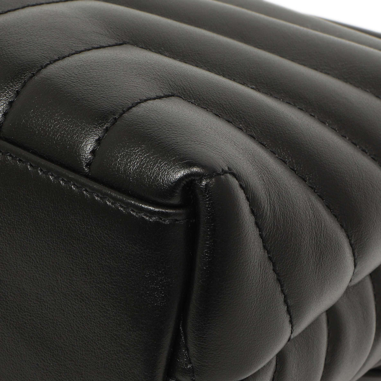 Saint Laurent Black Calfskin Y Quilted Monogram Small Charm Loulou Chain Satchel Handbags Saint Laurent