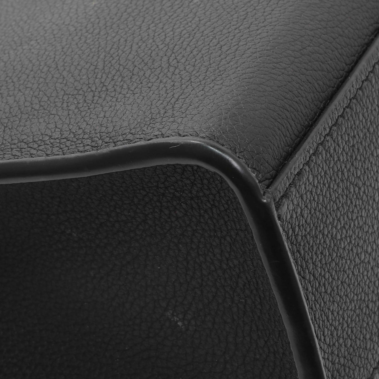 Louis Vuitton Black Soft Calfskin Mylockme Chain Bag Handbags Louis Vuitton