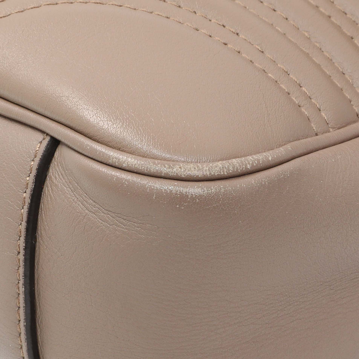 Gucci Porcelain Rose Calfskin Matelasse Medium GG Marmont Shoulder Bag Handbags Gucci