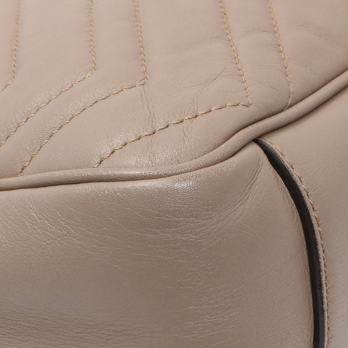 Gucci Porcelain Rose Calfskin Matelasse Medium GG Marmont Shoulder Bag Handbags Gucci