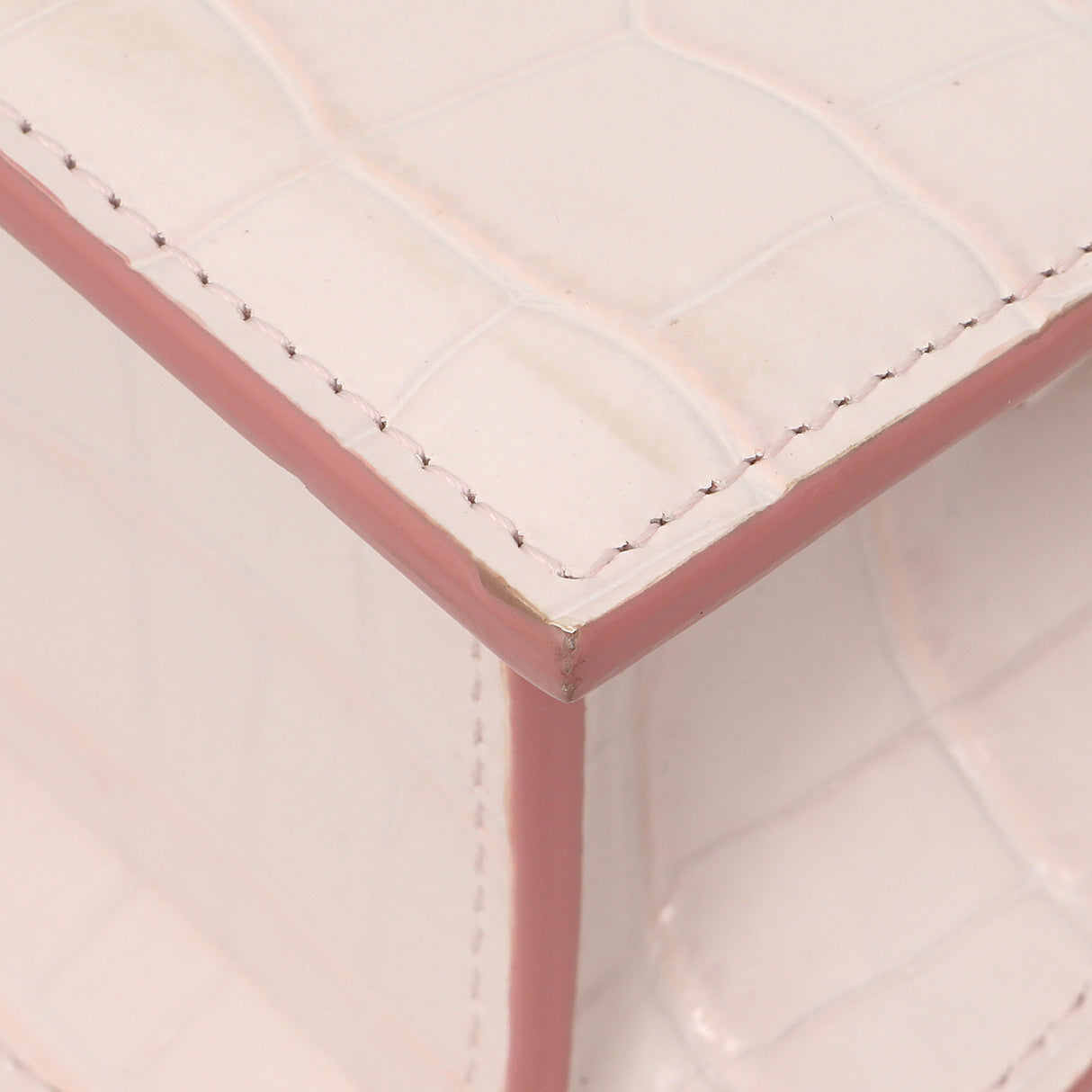 Jacquemus Pink Crocodile Embossed Calfskin Moyen Le Chiquito Handbags Jacquemus