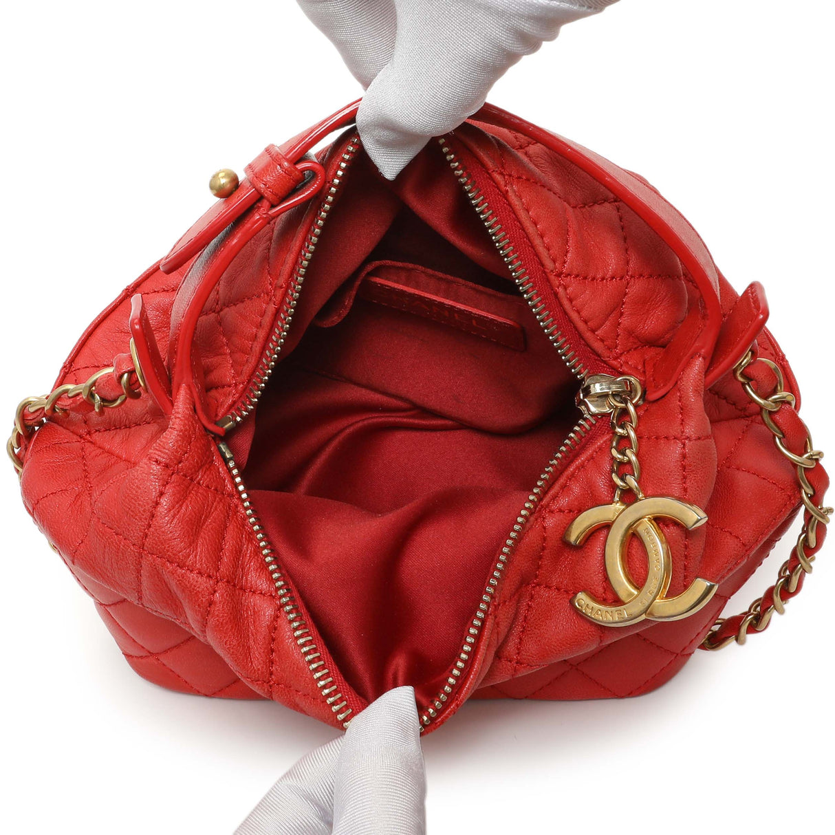 Chanel Red Quilted Lambskin Small Hobo Handbags Chanel