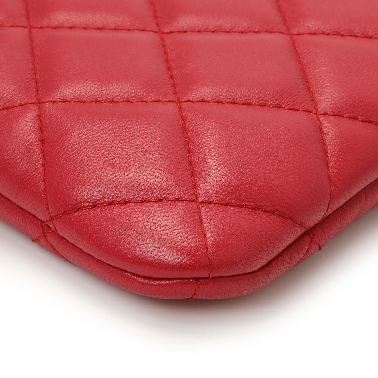 Chanel Pink Quilted Lambskin Medium Cosmetic Case Accessories Chanel