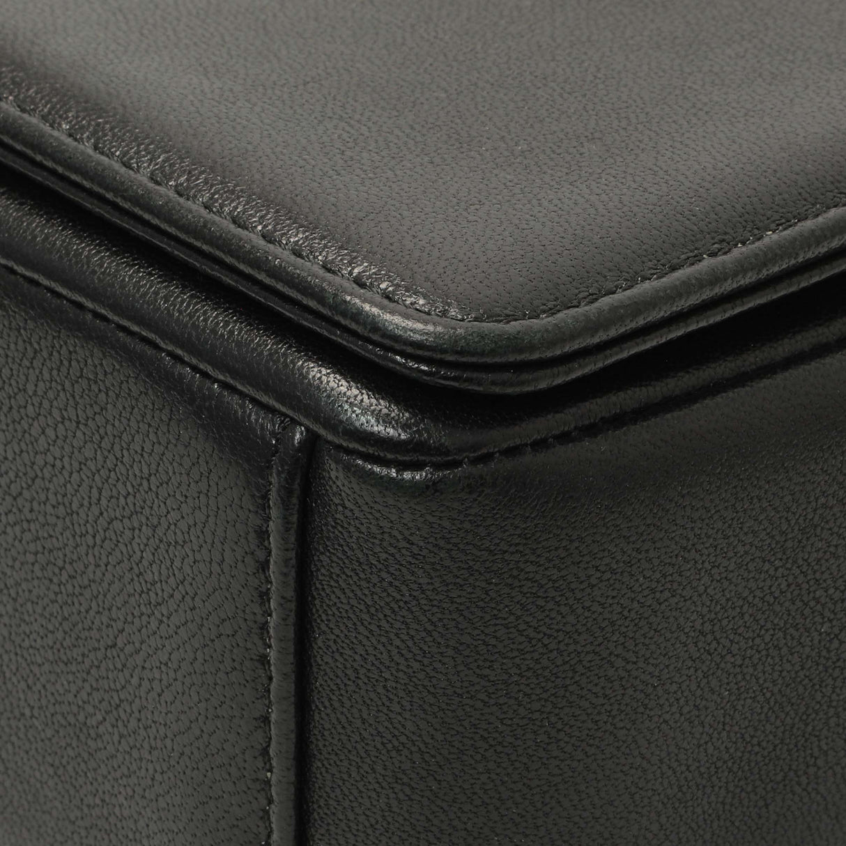 Chanel Black Sheepskin Medium Vintage Mademoiselle Flap Handbags Chanel