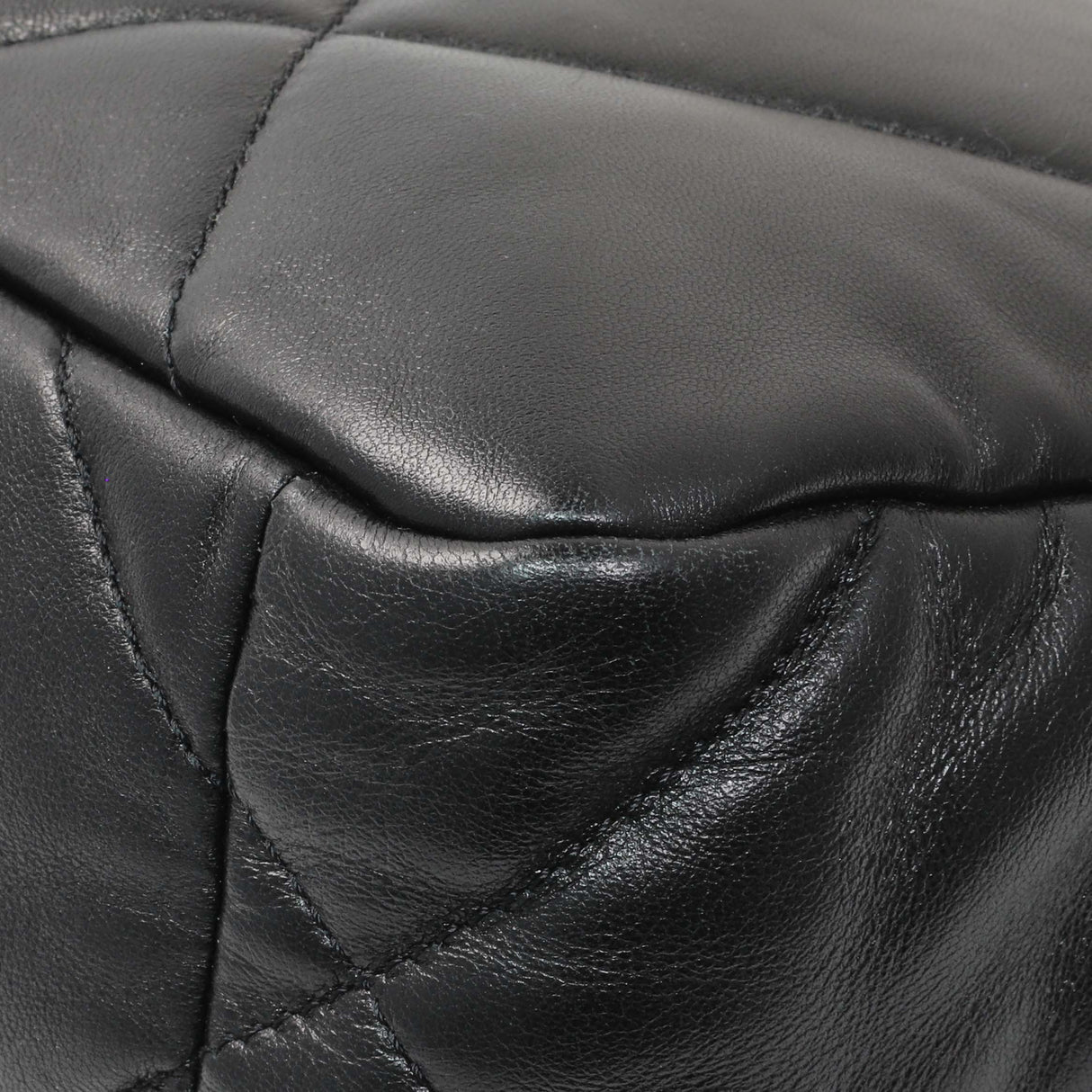 Chanel Black Lambskin Quilted Medium Chanel 19 Flap Handbags Chanel