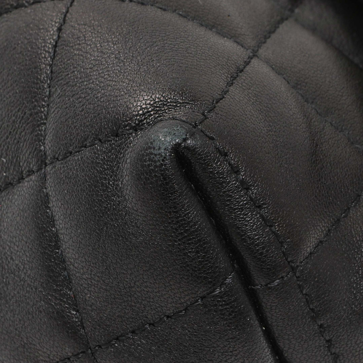 Chanel Quilted Lambskin Flap Cosmetic Case Accessories Chanel