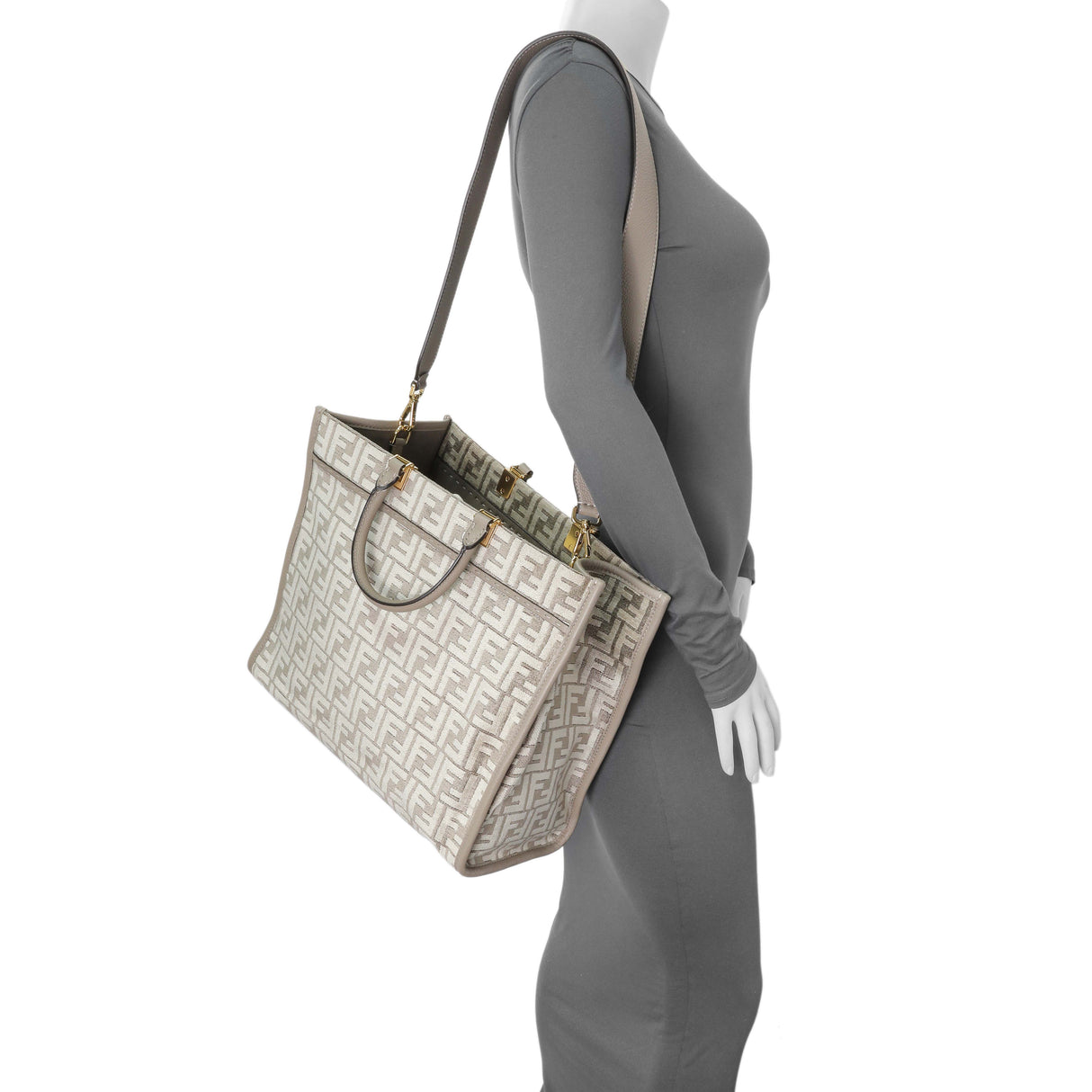 Fendi Dove Grey Chenille Vitello Cher Sunshine FF Motif Medium Tote Handbags Fendi